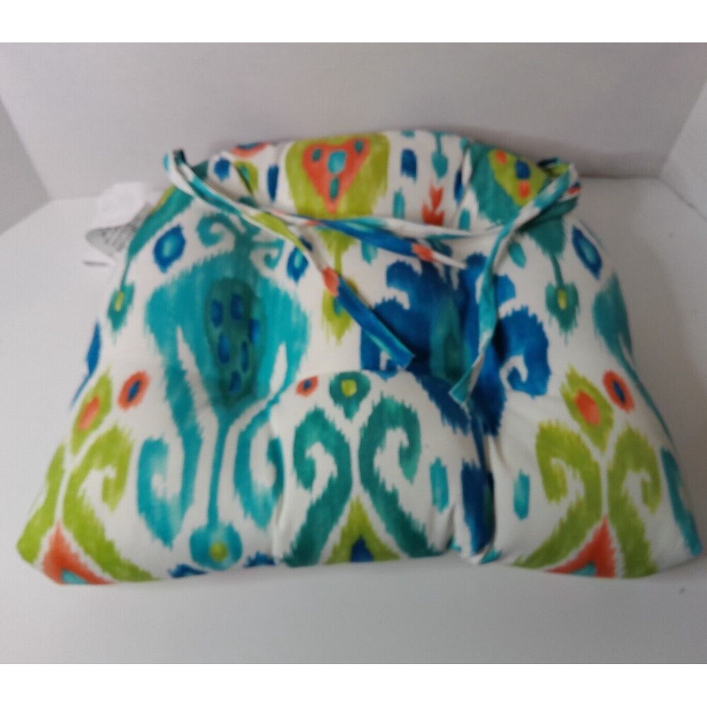 Pillow Perfect 16 X 16 Indoor/Outdoor Cushions